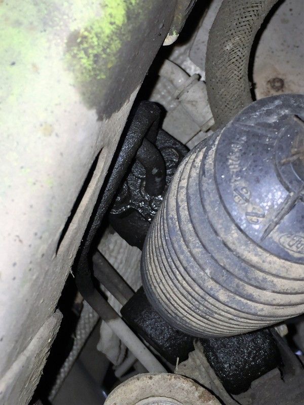 MK6 Fiesta Power Steering fluid leak.. Car Mechanics