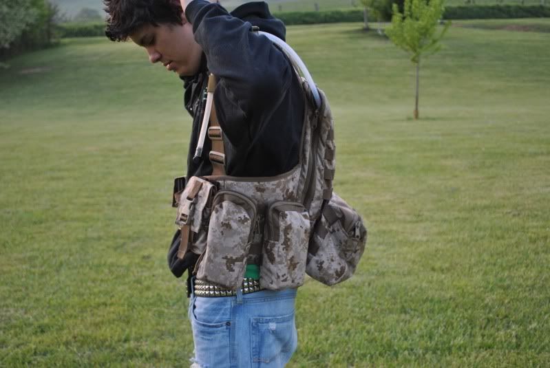 BradsVest004.jpg