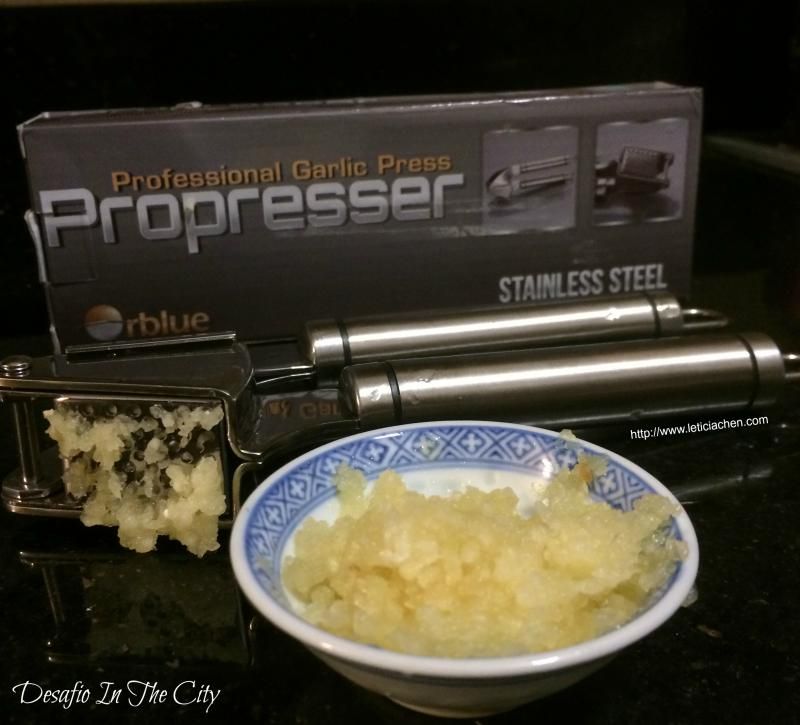 Minced Garlic with Propresser Garlic Press