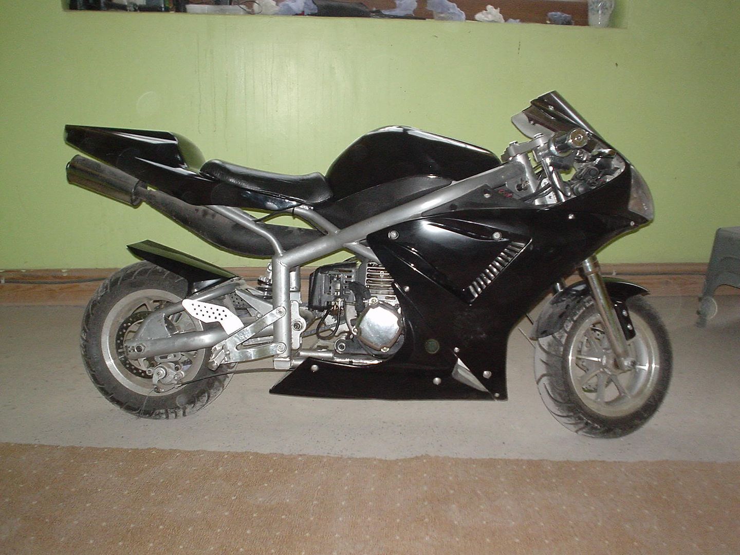 R1 Midi Moto