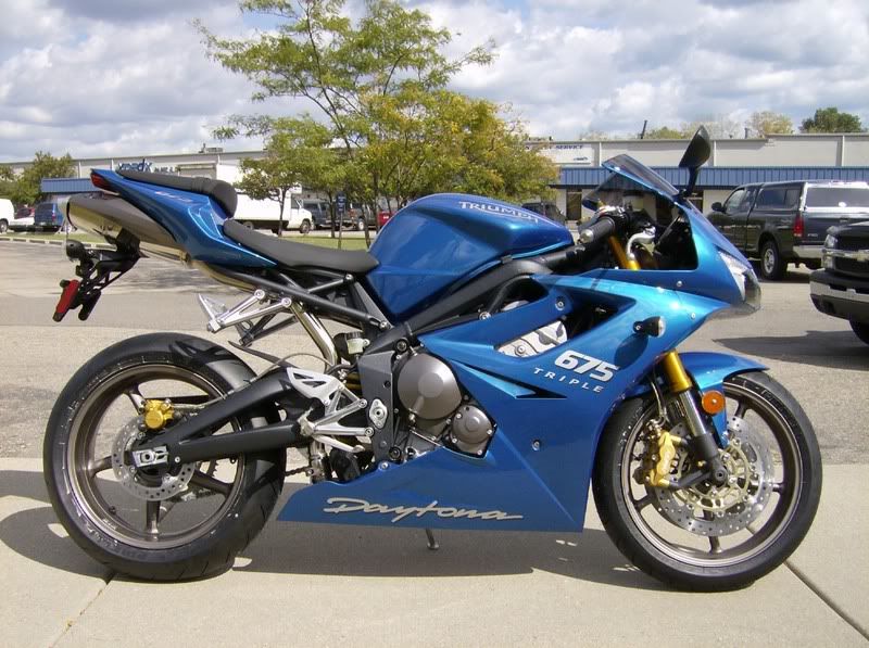 custom daytona 675