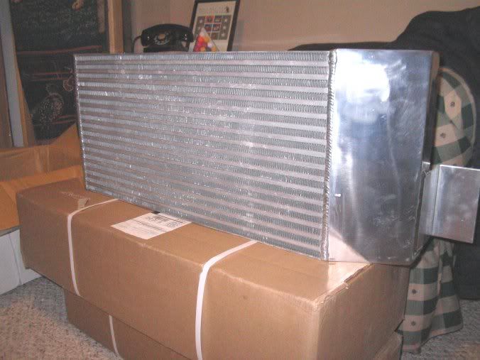 http://i7.photobucket.com/albums/y254/jstaneon2004/intercooler1.jpg