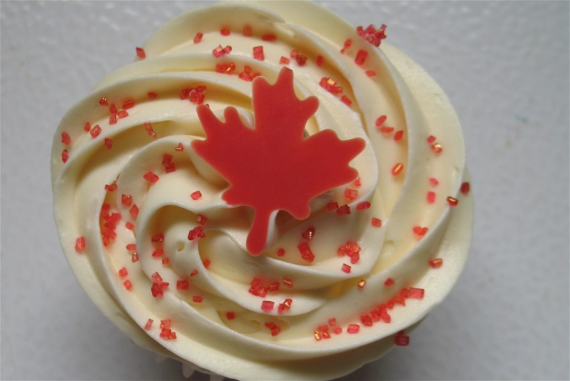Easy+canada+day+cupcakes