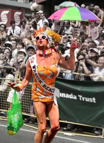 IMAGE: http://i7.photobucket.com/albums/y258/waxme/IMG_7203edit2.jpg