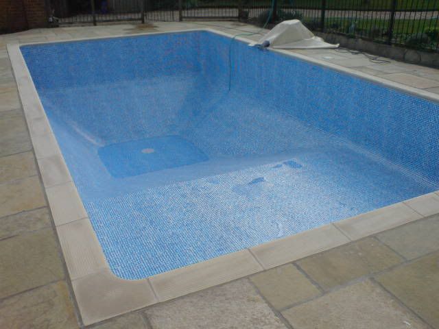 A Great New liner installation by Deep End Pools