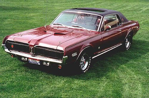 1968 Mercury Cougar XR7G 1968 Dodge Charger R T