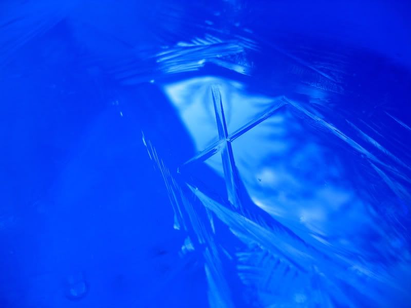 IMAGE: http://i7.photobucket.com/albums/y263/vertiblog/ice.jpg