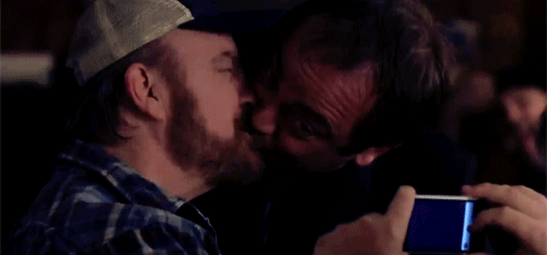  photo tumblr_mh76u1DXoB1s33vn0o2_500.gif