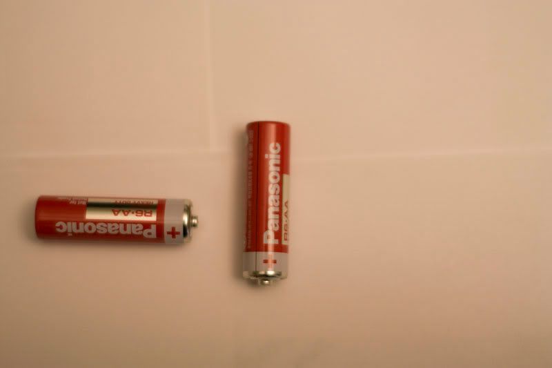 IMAGE: http://i7.photobucket.com/albums/y266/RockinVixen89/batt1.jpg