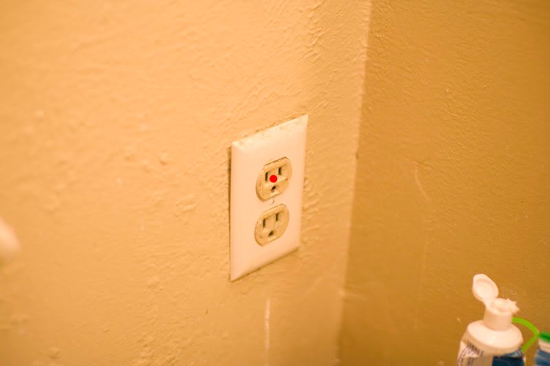 IMAGE: http://i7.photobucket.com/albums/y266/RockinVixen89/test1.jpg