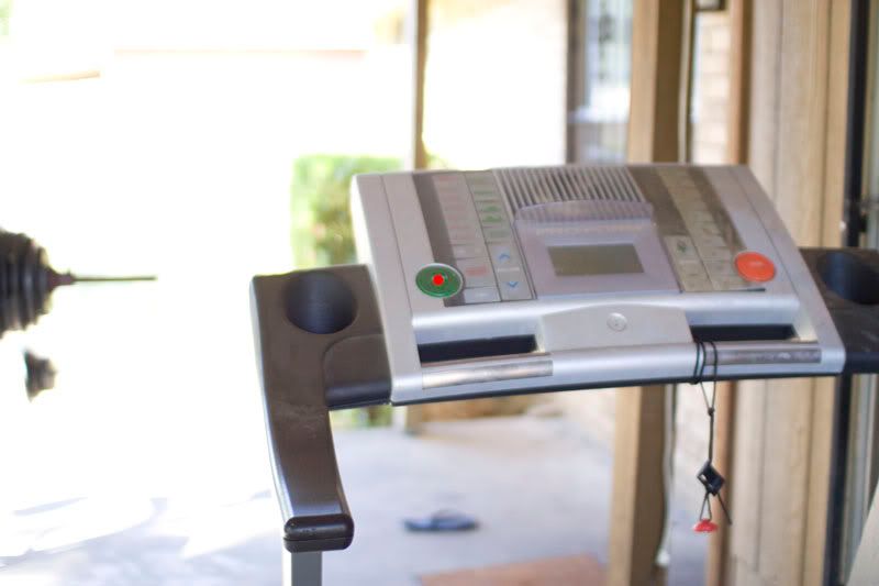 IMAGE: http://i7.photobucket.com/albums/y266/RockinVixen89/test12-1.jpg