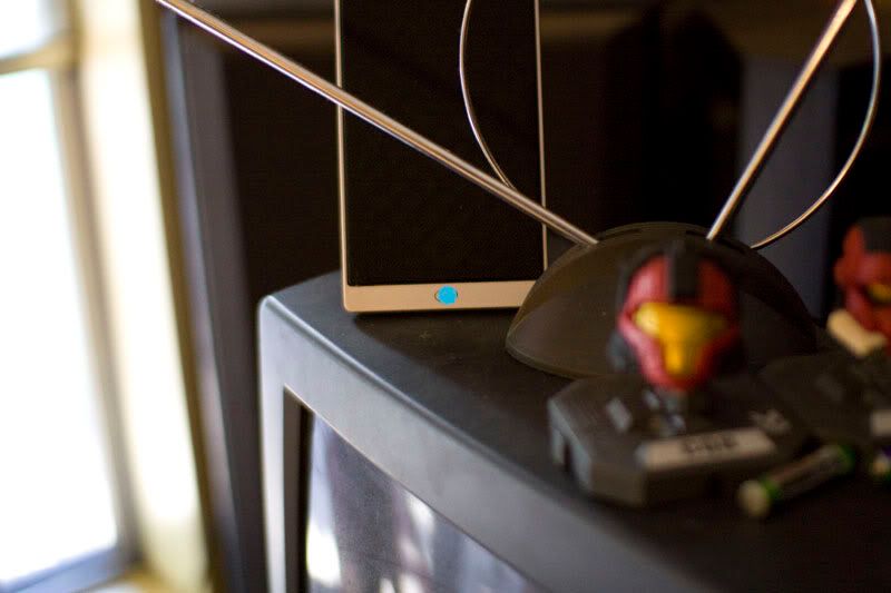 IMAGE: http://i7.photobucket.com/albums/y266/RockinVixen89/test3-2.jpg