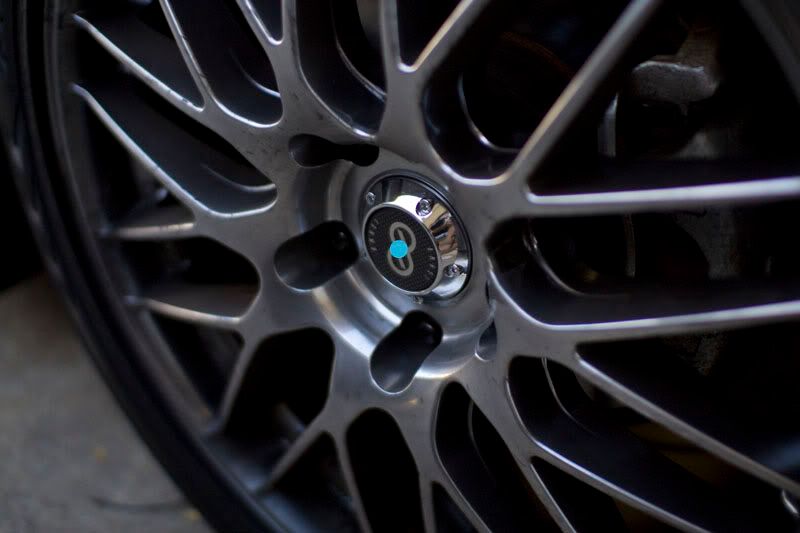 IMAGE: http://i7.photobucket.com/albums/y266/RockinVixen89/test9-2.jpg