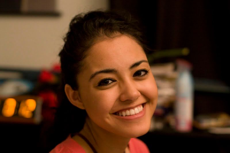 IMAGE: http://i7.photobucket.com/albums/y266/RockinVixen89/yas3.jpg