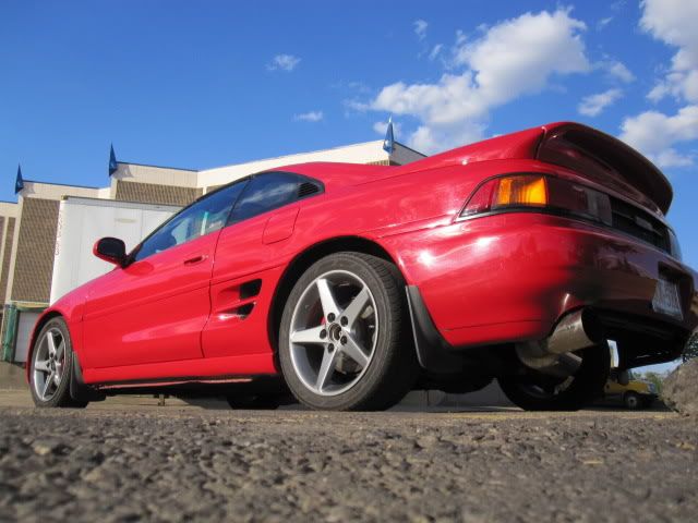 http://i7.photobucket.com/albums/y267/ae86boi/MR2%202009%20Summer/IMG_0583.jpg