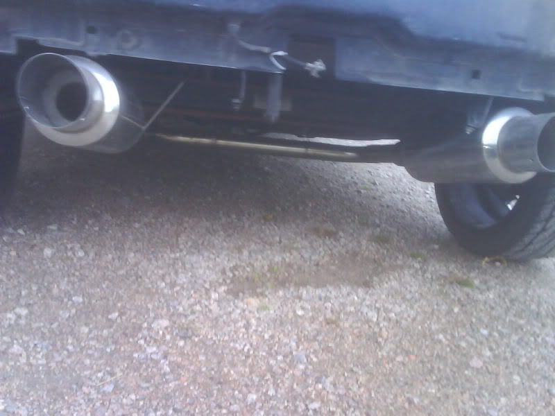 http://i7.photobucket.com/albums/y267/spraYcanE/Peugeot%20206/Exterior/Avgassystem/DSC01189.jpg