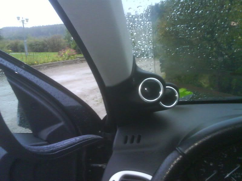http://i7.photobucket.com/albums/y267/spraYcanE/Peugeot%20206/Interior/Matare/DSC01205.jpg