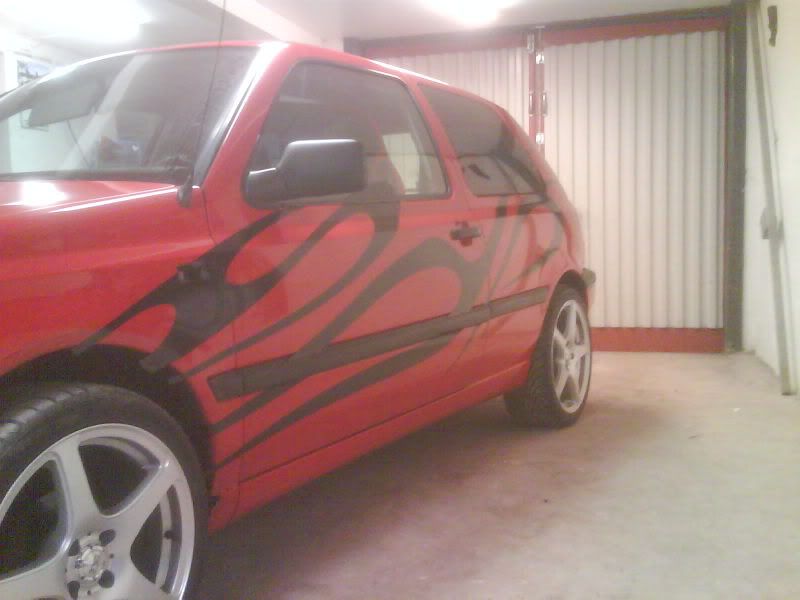 http://i7.photobucket.com/albums/y267/spraYcanE/Uppdate%20III%20-%20Golf%20III/DSC00655.jpg