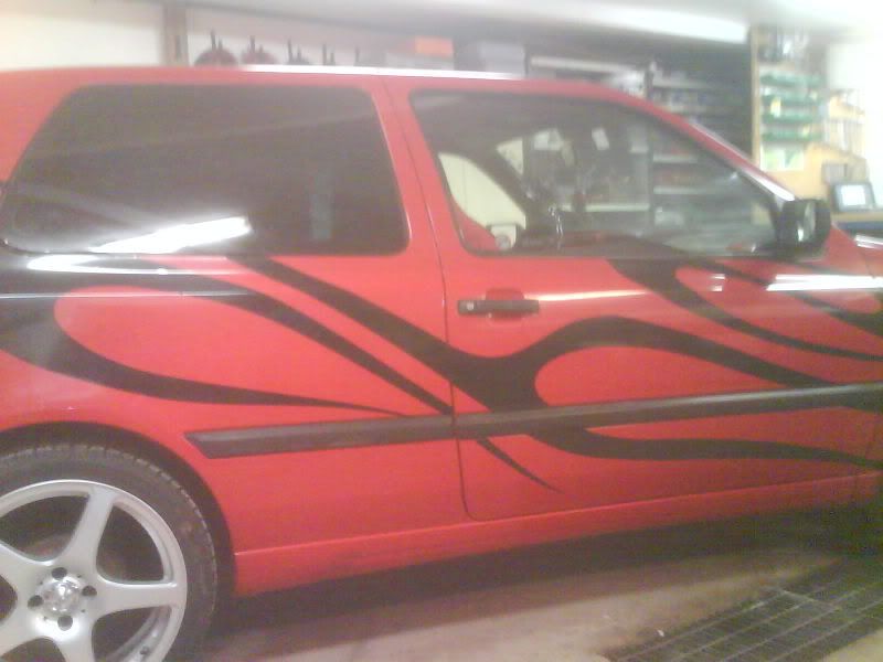 http://i7.photobucket.com/albums/y267/spraYcanE/Uppdate%20III%20-%20Golf%20III/DSC00658.jpg