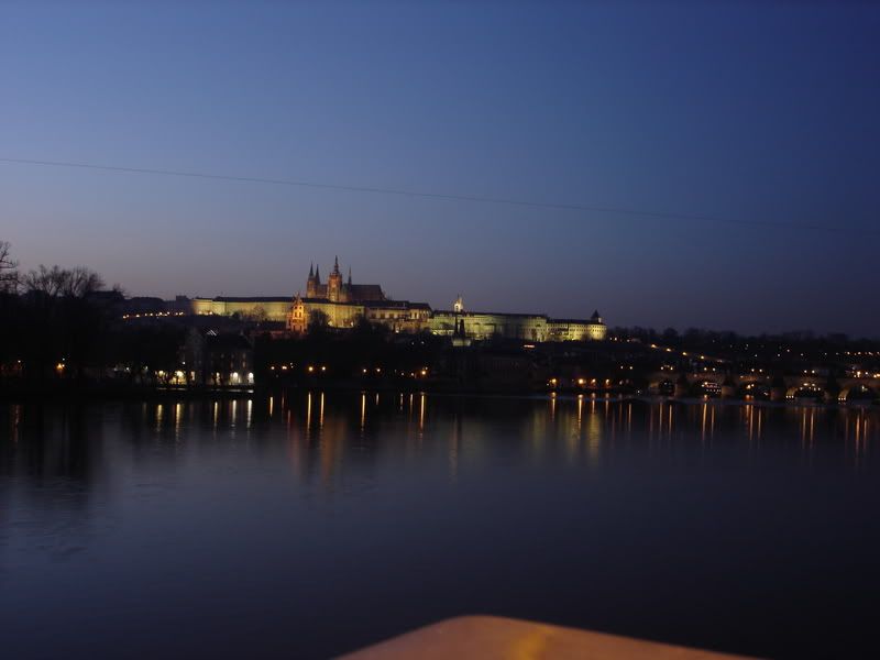 http://i7.photobucket.com/albums/y267/tonikaram/DSC02633.jpg?t=1190221743