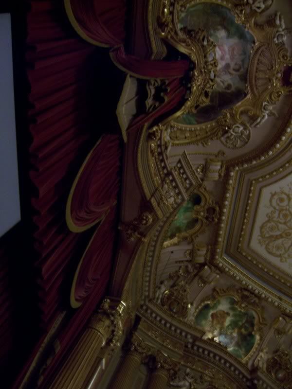 re: Mark Hellinger Theatre