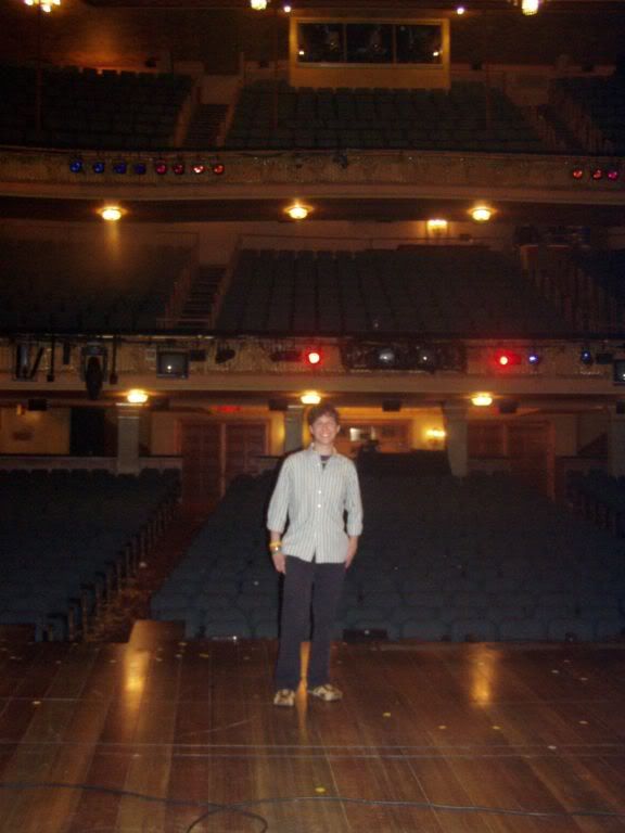re: Great pictures of theaters from the stage?