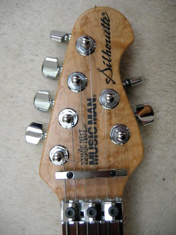 musicman2.jpg