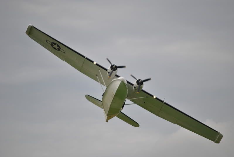 http://i7.photobucket.com/albums/y269/wartimeairfields/Sywell2012281.jpg