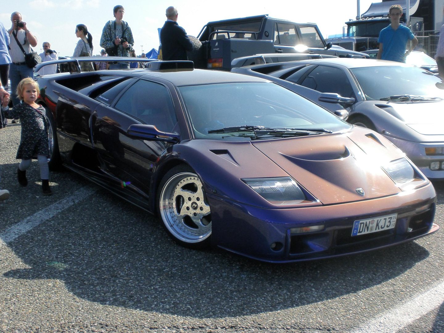 [img width=1024 height=768]http://i7.photobucket.com/albums/y270/jemoer/augsept2009040.jpg[/img]