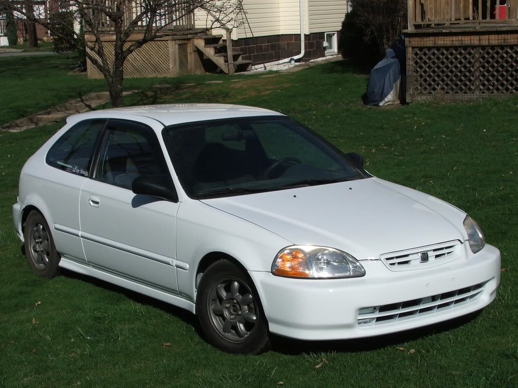 http://i7.photobucket.com/albums/y271/hondalowlow/ek%20build%20up/dailyek4002.jpg