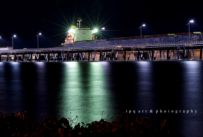 Gladstone,Reflections,Night,Long Exposure