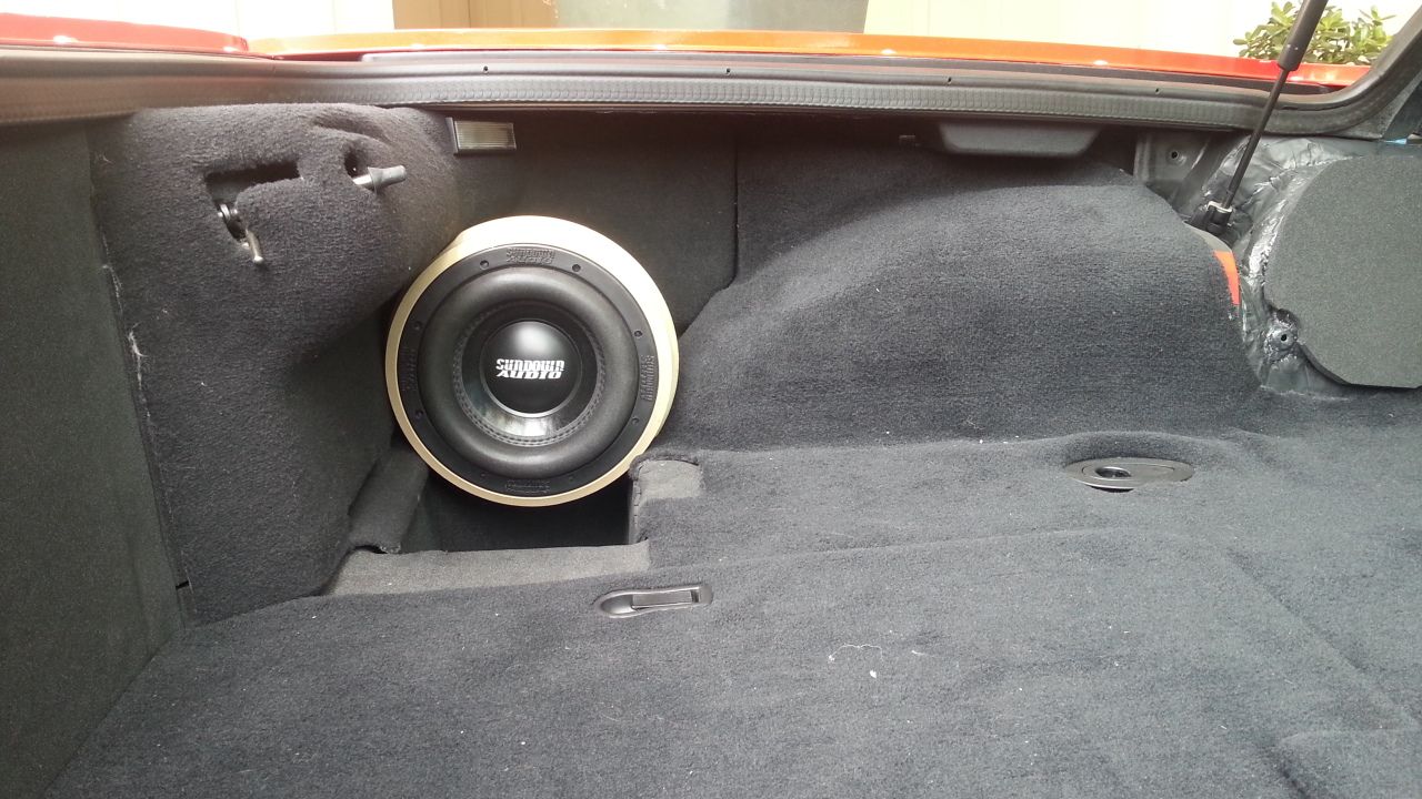 Dual Sub Placement/Orientation/Aiming in a Hatchback type Enviroment