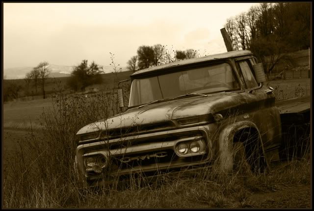 IMAGE: http://i7.photobucket.com/albums/y275/mwhiting/abandoned.jpg