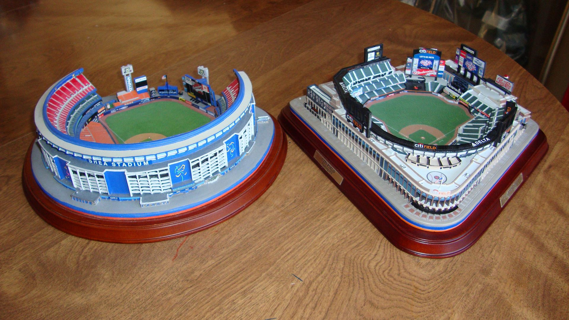 Danbury Mint Stadiums Baseball Fever