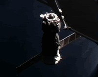 Soyuz TMA-21 approaches to dock to ISS, animation, 6 April 2011.