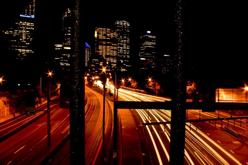 IMAGE: http://i7.photobucket.com/albums/y276/siddr20/4_stuck.jpg