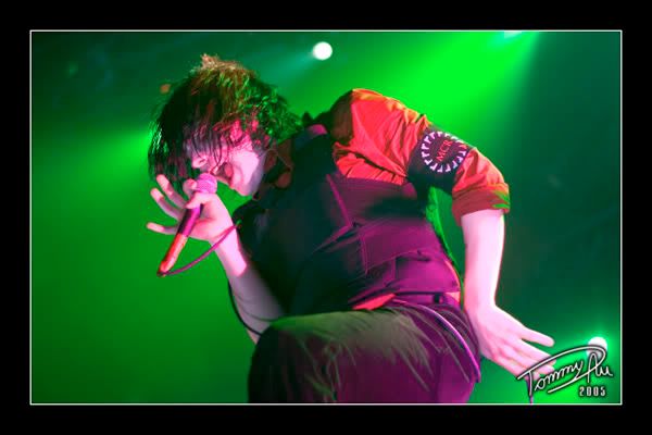 <img:http://i7.photobucket.com/albums/y277/simple_plan_01_fan/mcr04.jpg>