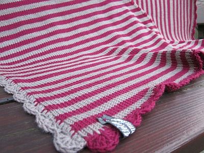 photo Babydeckebeige_weinrot_rav2kl_zps0a828793.jpg