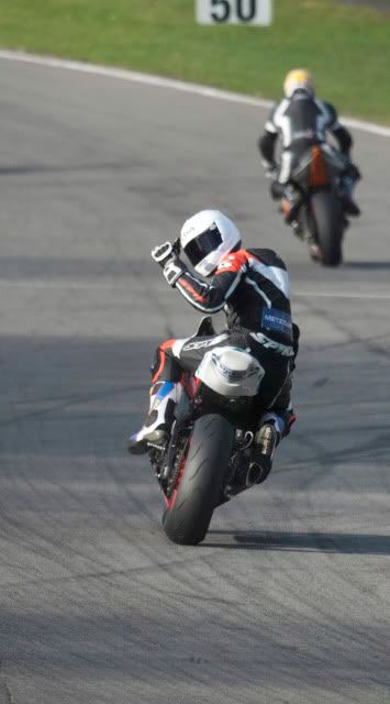 IMAGE: http://i7.photobucket.com/albums/y282/jamieislikemorris/2D4E9621-1.jpg