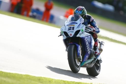 IMAGE: http://i7.photobucket.com/albums/y282/jamieislikemorris/BSB_Sunday_Hopkins2_JamieMorris.jpg