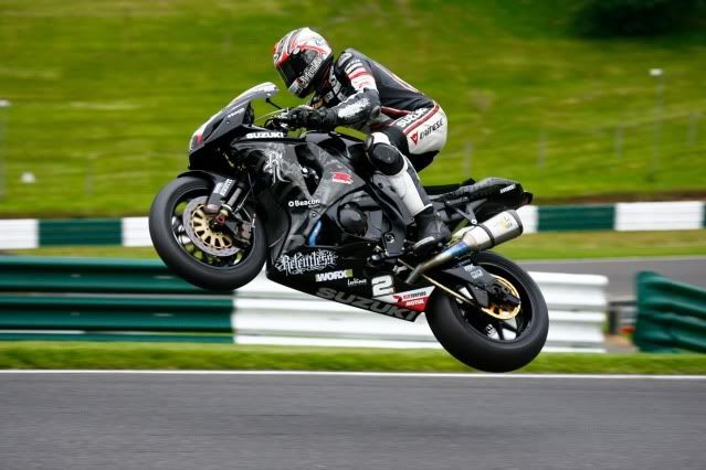 IMAGE: http://i7.photobucket.com/albums/y282/jamieislikemorris/_UG_0353.jpg