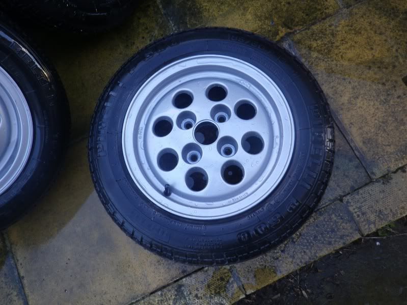 5 Ford XR2 13" pepper pot alloys SOLD! Retro Rides