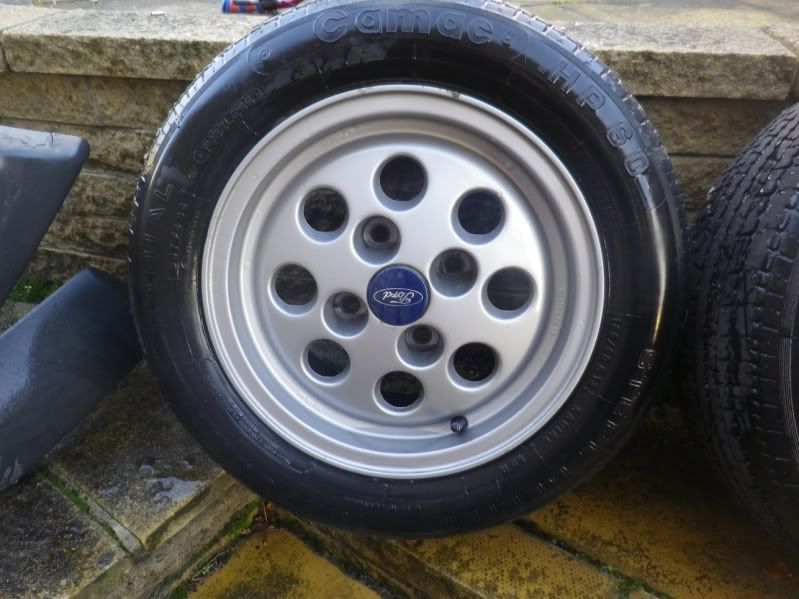 5 Ford XR2 13" pepper pot alloys SOLD! Retro Rides