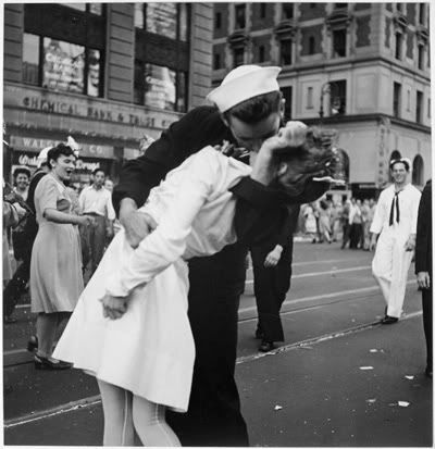 v-j-day.jpg