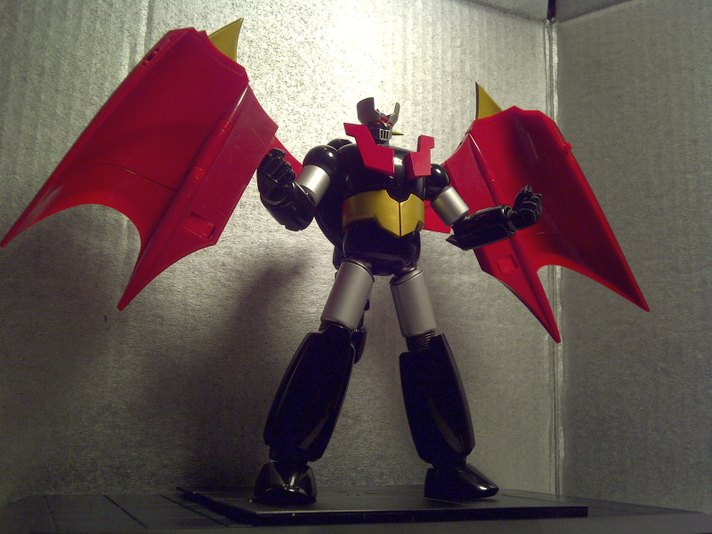 http://i7.photobucket.com/albums/y284/TonyDoGA/My%20Japanese%20Robot%20Toy%20Collection/gx49-002.png