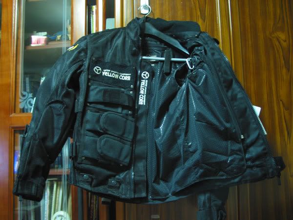 大家一起秀出自己騎車防護裝備吧9820||小老婆汽機車資訊網