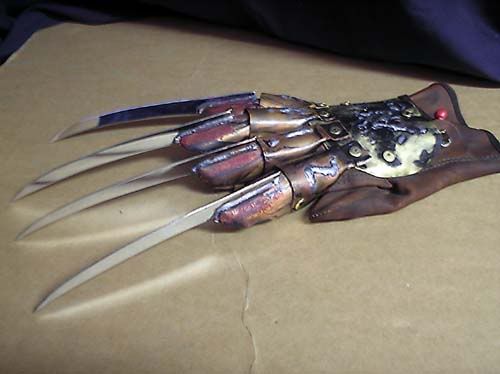 [Image: deadsphere105.jpg]