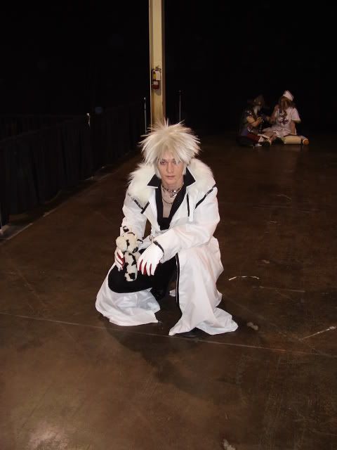 One of the best bloody Hatsuharu cosplayers I've ever seen. It probably helps that the guy was like 6 foot five and insanely skinny