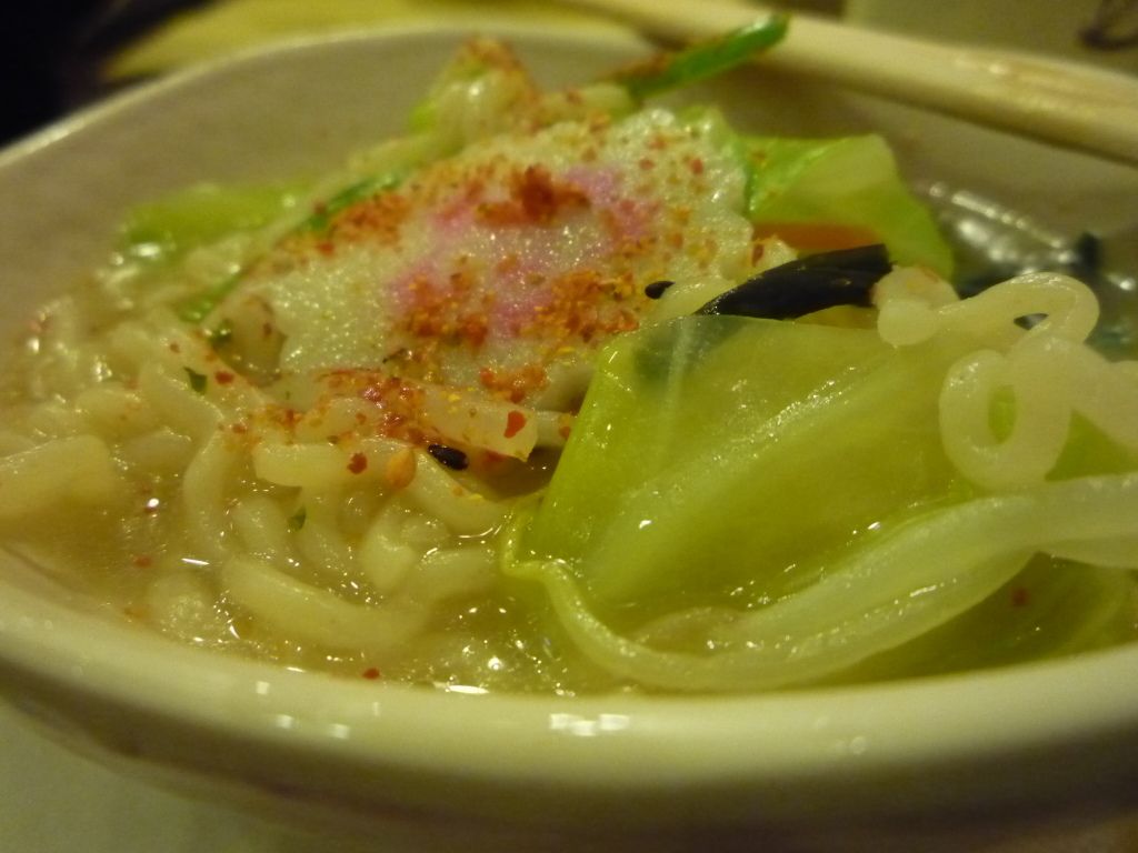 Vegetable Ramen can be shared by 3 or more people at an affordable price! Vegetable Ramen can be shared by 3 or more people at an affordable price!
