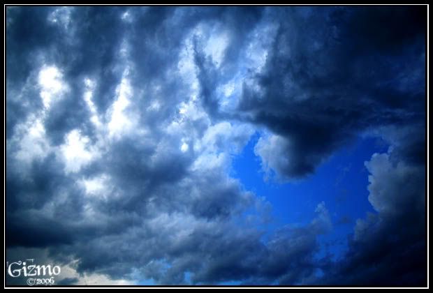 IMAGE: http://i7.photobucket.com/albums/y288/19gizmo85/Photography/Picture002b.jpg